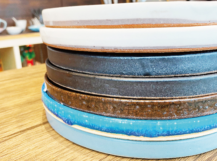 Shigaraki stackable plates