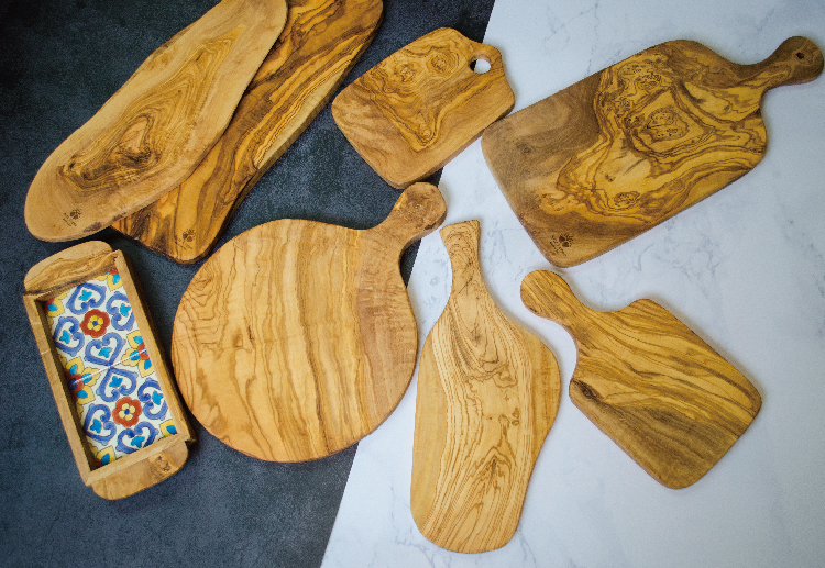 Olive wood kitchenware